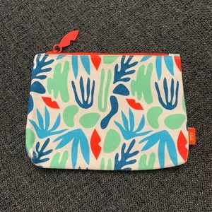 ✨5/$20✨ Ipsy April 2021 Makeup Bag Only